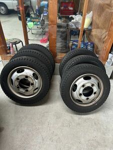 205/60R17.5 111/109L LT スタッドレスタイヤ4本セット