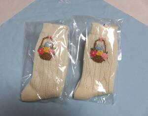 ★未使用の品★【　Fukusuke little sugar　刺繍入り　ソックス　(サイズ：17～18㎝ )　　2点 】★最安送料180円で発送可！