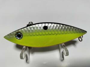 ６　ダイヤモンドシャッド　3/4oz　9ｃｍ　ストライクキング　STRIKE KING　DIAMOND SHAD　シンキング BOX保管の未使用品