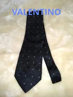 【美品】VALENTINO(ヴァレンティノ)の黒系ネクタイ