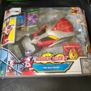 激レア　新品未開封品 海外版 仮面ライダー龍騎 ドラグバイザー　ドラゴンナイト　仮面ライダードラゴンナイト　アドベントカード