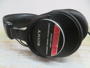 ★SONY MDR-CD900ST モニターヘッドホン DYNAMIC STEREO HEADPHONE for DIGITAL ソニー 密閉型 ヘッドフォン 動作品 97015★！！