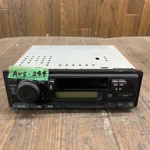 AV5-244 激安 カーステレオ SUZUKI 39101-76G11 カセット FM/AM テープデッキ 通電未確認 ジャンク