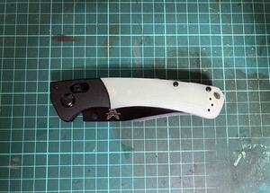 Benchmade 15080-1 Crooked ベンチメイド ナイフ 登山 釣り キャンプ ブッシュクラフト クマ対策 護身用 狩猟 鹿狩 猪狩 熊狩 クマ