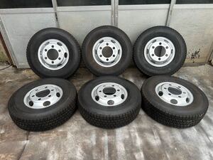 TOYOTIRES 225/85R16 121/119LT M935バリ山冬ホイール付き6本、2020年、16×6k、127-9TC、6穴、エリフ、キャンター、ダイナ、トヨエ-スに