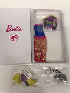 💟バービーの着せ替え洋服と小物セット/BARBIE FASHION GIFT PACK/1980年代ファッション