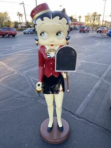 Betty Boop statue life size 等身大 フィギュア ベティーブープ ベティーちゃん ビンテージ　コレクション