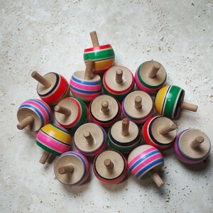 伝統工芸　ミニ こま　高さ 3.5cm 独楽 玩具 18個まとめて　日本伝統民芸品