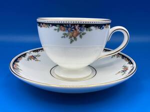 【used 超美品 箱なし】Wedgwood ウェッジウッド ★カップ(32)&ソーサー(64) ★OSBORNE オズボーン ★サイズ 85mm×高さ68mm / 148mm