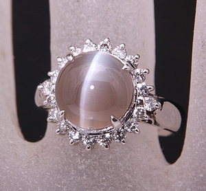 《質屋》Pt900★天然シリマナイトキャッツアイ5.62ct+ダイアリング★C-5072