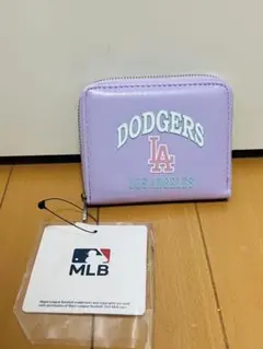 新品　MLB ドジャース　ラウンドジップウォレット　ライトパープル