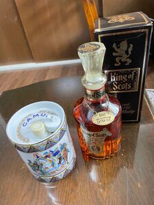 未開栓古酒セット　CAMUS NAPOLEON VIEILLE RESERVE カミュ ナポレオン陶器ボトルLimoges FranceとKing of Scots EXTRA OLD ウイスキー