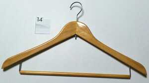 ♪ワンコイン★木製ハンガー（14）★懐かしい★昭和レトロ★Japanese Retro Wood Coat Hanger★ヴィンテージ★掘り出し物★洋服★スーツ