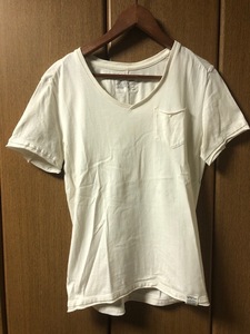 【 AZUL by moussy 】 アズール バイ マウジー　メンズ 半袖　Ｔシャツ Vネック　Ｓ　白