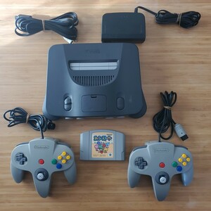 1円スタート！ NINTENDO64 ニンテンドー64本体 コントローラー×2 アダプター・ケーブル ヨッシーストーリーおまけ 動作確認済