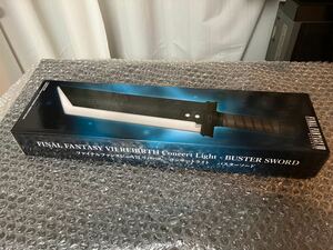 珍しい！FINAL FANTASY VII REBIRTH Concert Light - BUSTER SWORD. 箱から出してないから動作未確認新物コレクタブル。配達無料。