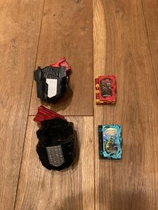 仮面ライダー　セイバー　ベルトオプション　ガシャット セット