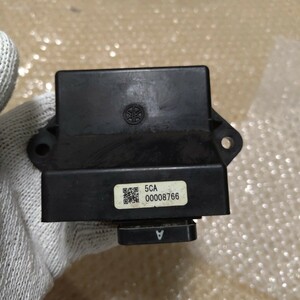 40730 マジェスティ125 YAMAHA ヤマハ　イグナイター　CDI　ECU　実働取外し　純正　中古　マジェスティ125fi