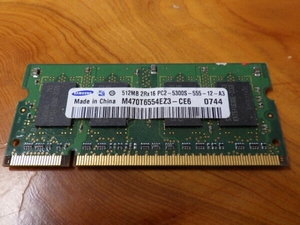 ノート用 追加メモリー 512MB M470T6554EZ3-CE6