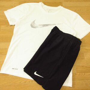 ◎使用少なめ！L 上下セット！NIKE ナイキ◆ジャージ / 半袖 Tシャツ&ハーフ ショートパンツ DRI-FIT 速乾！◆メンズ 黒◆B4841