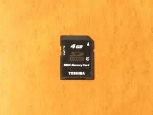 TOSHIBA製　SDカード４GB　中古　動作確認済　送料85円～　同梱可能　即決有 