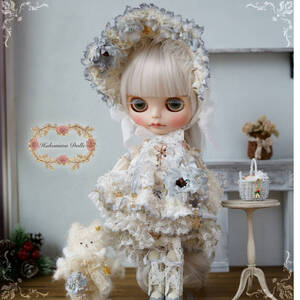 Blythe *Holiday Limited outfit set* ブライス アウトフィット　布花アクセサリーと靴　ネコのぬいぐるみセット