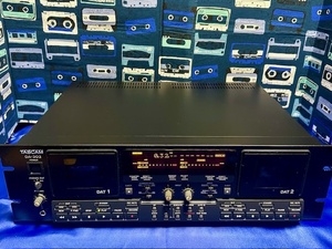 【希少整備動作品】TASCAM ダブルDATデッキ　DA-302 全自動ダイレクトデジタルコピー機能搭載　おまけ：Owner