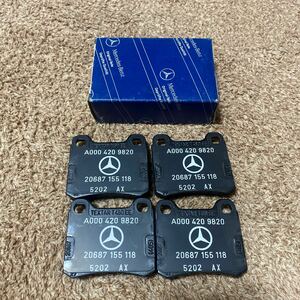 純正新品！メルセデス　ベンツ　W124 W201 リア　ブレーキパッド