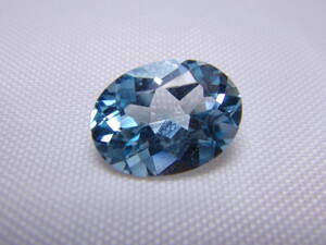 天然石　宝石！　ブルートパーズ　ルース　オーバル　約1.35ct　未使用品　ヴィンテージ　オーダー用・コレクション等にも！　I018