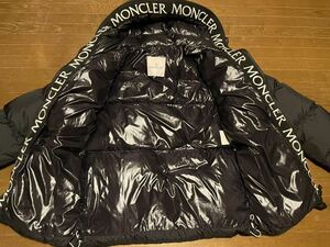 【正規輸入品】使用感極少 程度非常に良好です 19AW Moncler MONTCLA TG1 モンクレール モンクラ サイズ1 ブラック 管96