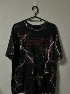 Levis × STRANGER THINGS Tシャツ　検)リーバイス 黒 サンダー　M