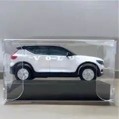 【非売品】VOLVO XC40 ミニカー ホワイト　ディーラー専用　新品未開封