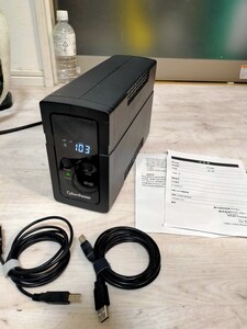 CyberPower 無停電電源装置 (常時商用 UPS 給電/正弦波出力) 500VA/300W CPJ500　送料1800円