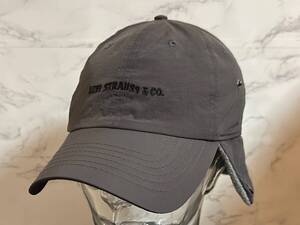 【未使用品】91QB お洒落★Levi’s リーバイス イヤーマフキャップ 帽子 CAP グレーのナイロン素材と内部にフリース素材《Size 57㎝位》