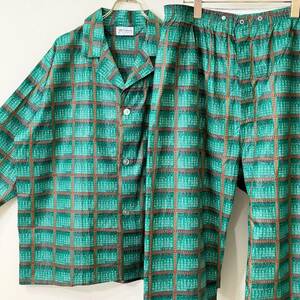 希少《 Dead Stock / Pajama 》60s 70s デッド【 Diplomat ビンテージ コーティング コットン カレンダー柄 セットアップ パジャマ L-XL 】