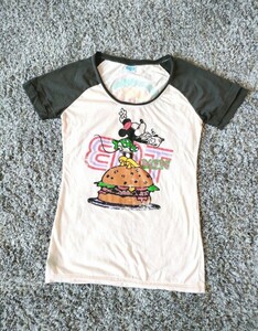 ディズニー　半袖Tシャツ　フリーサイズ　ミッキー　ミニー　半袖tシャツ　Ｔシャツ　ハンバーガー　黒　ピンク　くすみカラー