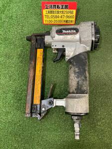 【中古品】★makita(マキタ) エアタッカ AT425BZK ※錆り　 ITYT75KD0QZ4