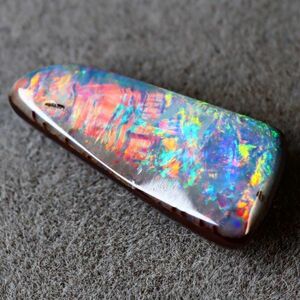 2.120ct 天然ボルダーオパール オーストラリア 遊色抜群 最高品質 〔Australia Boulder opal 宝石 jewelry 天然 natural 裸石 loose〕