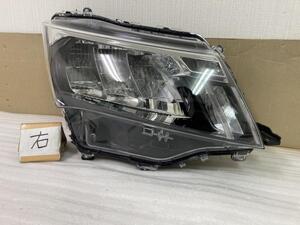 ジャンク要修理！　ルーミーカスタム　M900A　右ヘッドランプ　スタンレー　STANLEY　W6249　磨き済　801055