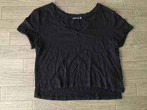 USED美品☆ BSKGIRL Bershka クロップド丈半袖Tシャツ　黒　サイズXS