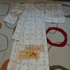 売り切り☆白地に大きな格子☆刺繍と金加工☆