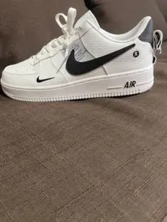 Nike Air Force 1 ホワイト/ブラック スニーカー　　並行輸入品