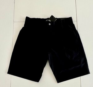 ＊オークリー　ＳＫＵＬＬ　ＣＯＭＭＯＮ　ＳＨＯＲＴＳ　２．０　ＦＯＡ４０５１２２　(ＢＬＡＣＫＯＵＴ)　Ｌ