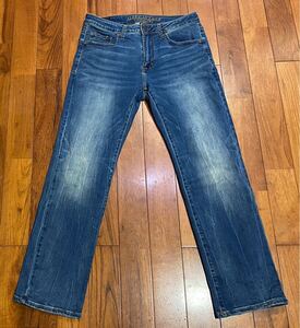 ■AMERICAN EAGLE OUTFITTERS■アメリカンイーグルのストレッチデニム(ジーンズ)■ORIGINAL STRAIGHT・W32