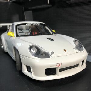 未展示品　オートアート 1/18 ポルシェ 911 GT3R