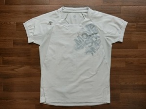 DESCENTE デサント Move Sport ムーブスポーツ Tシャツ ウインドバリア DAT-5755 M USED