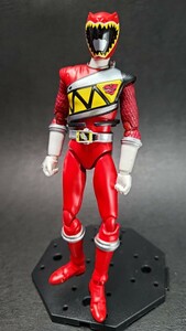 現状品 s.h.figuarts キョウリュウレッド 旧版