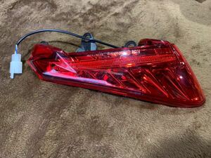 【A32】 MV AGUSTA アグスタ　RIVALE-800 LH テールランプ ASSY LED 左 テール 右側 新品　未使用　8000-B8419