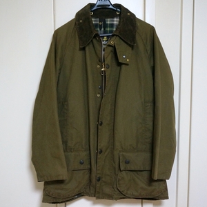 Barbour バーブァー 93年製 MOORLAND ムーアランド オイルド ジャケット オリーブ 42　ピンバッジ付き