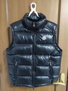 MONCLER ダウンベスト ブラック色　TG1～TG5　S～XXLサイズ